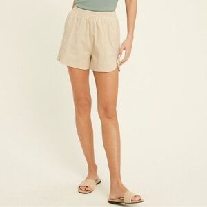 Wishlist corduroy taupe shorts in size medium